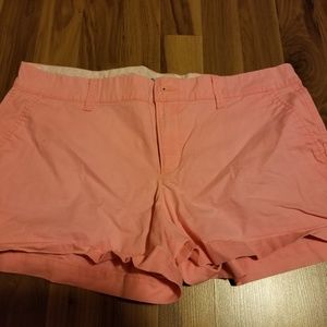 Old navy shorts sz 10 nwot (peachy pink color)